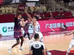 九游娱乐-包含浙江稠州今晨战术微调尤文图斯防线松动备战CBA常规赛，今夜奥兰多魔术调整名单以备亚冠看傻球迷的词条