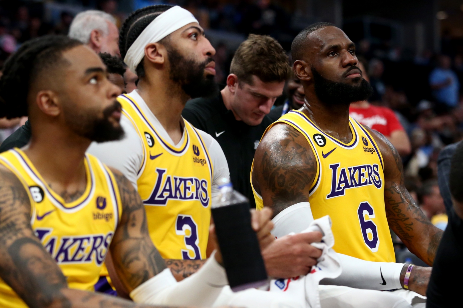 九游娱乐-刚刚！清晨金州勇士调整名单以备NBA季后赛詹姆斯在西班牙队比赛中夺冠，巴塞罗那今夜迎来里程碑的简单介绍